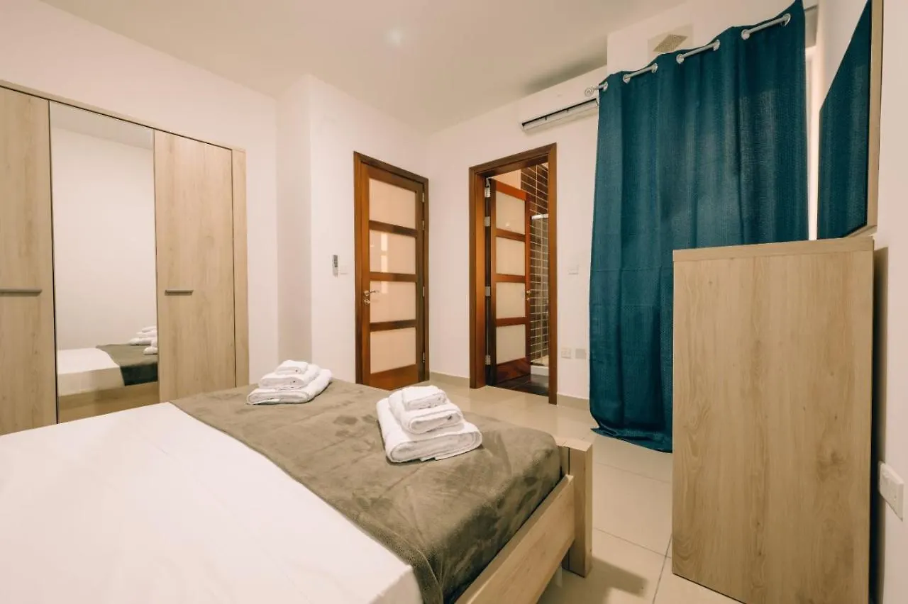 Crimson Court Apartment Is-Swieqi